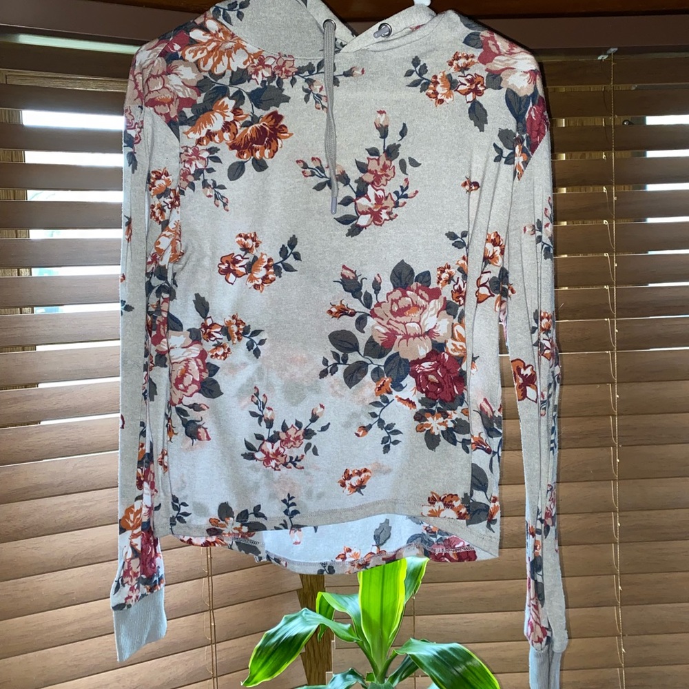 Size Medium light floral hooded long sleeve shirt